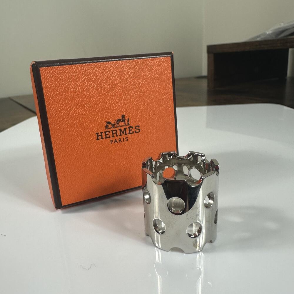 Hermes Paris Silver Tone Scarf Ring Anneau de Carre Cutout Design W/ Box